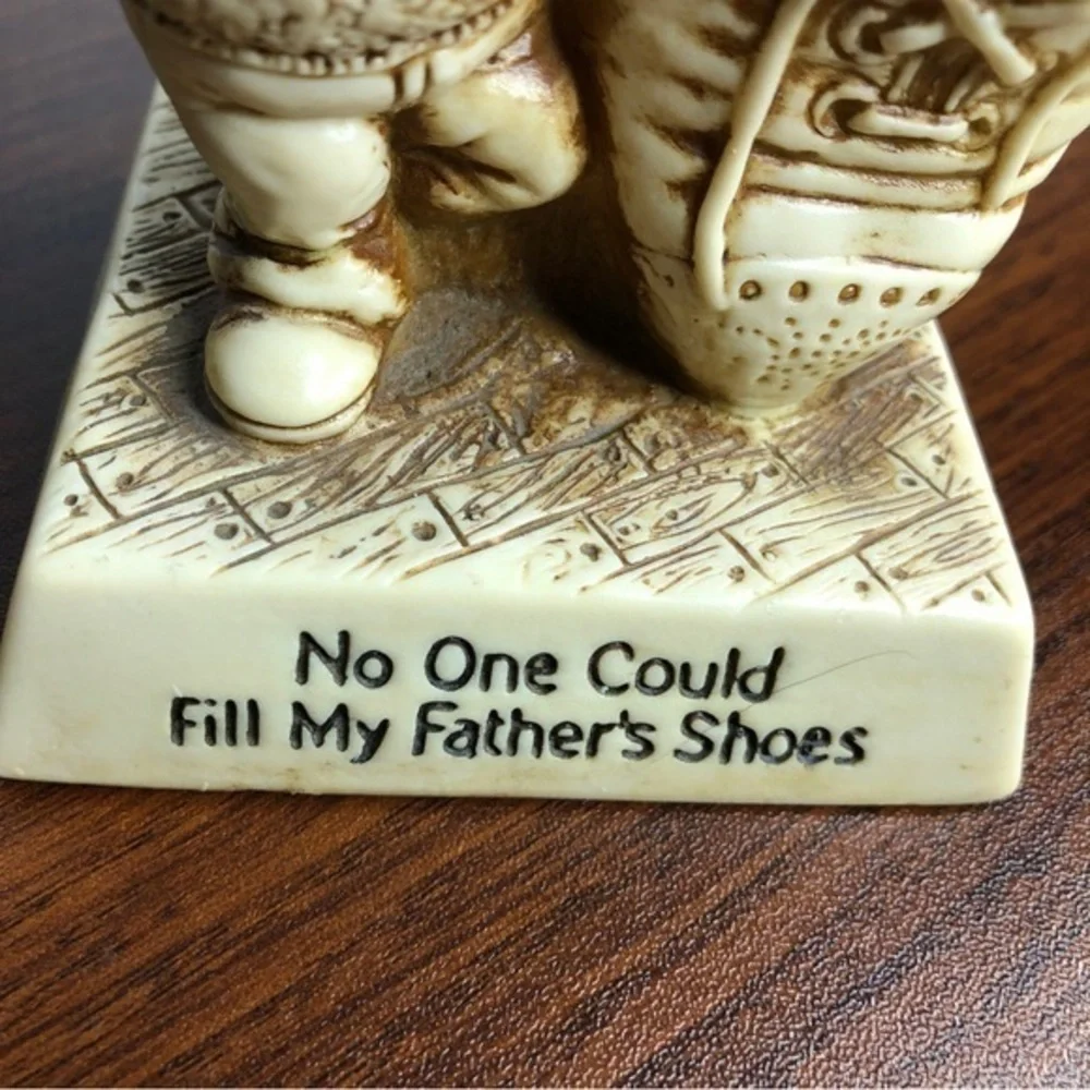 Vintage 1977‎ Russ Berrie figurine